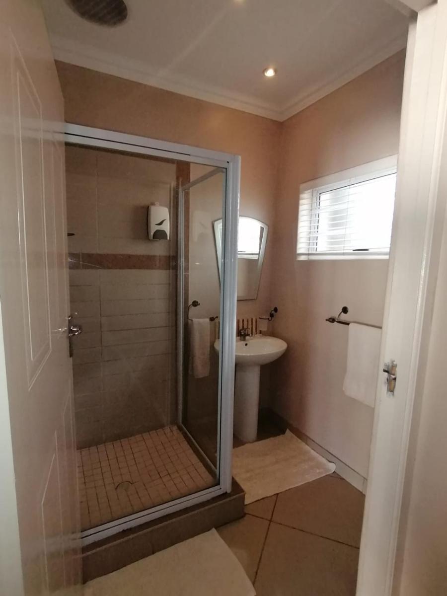 Jenvey House Selfcatering Apartments & BnB - Hizvo