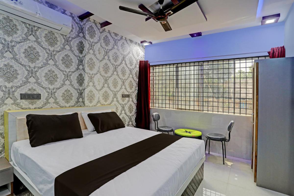 OYO Hotel Dwarika - Housity