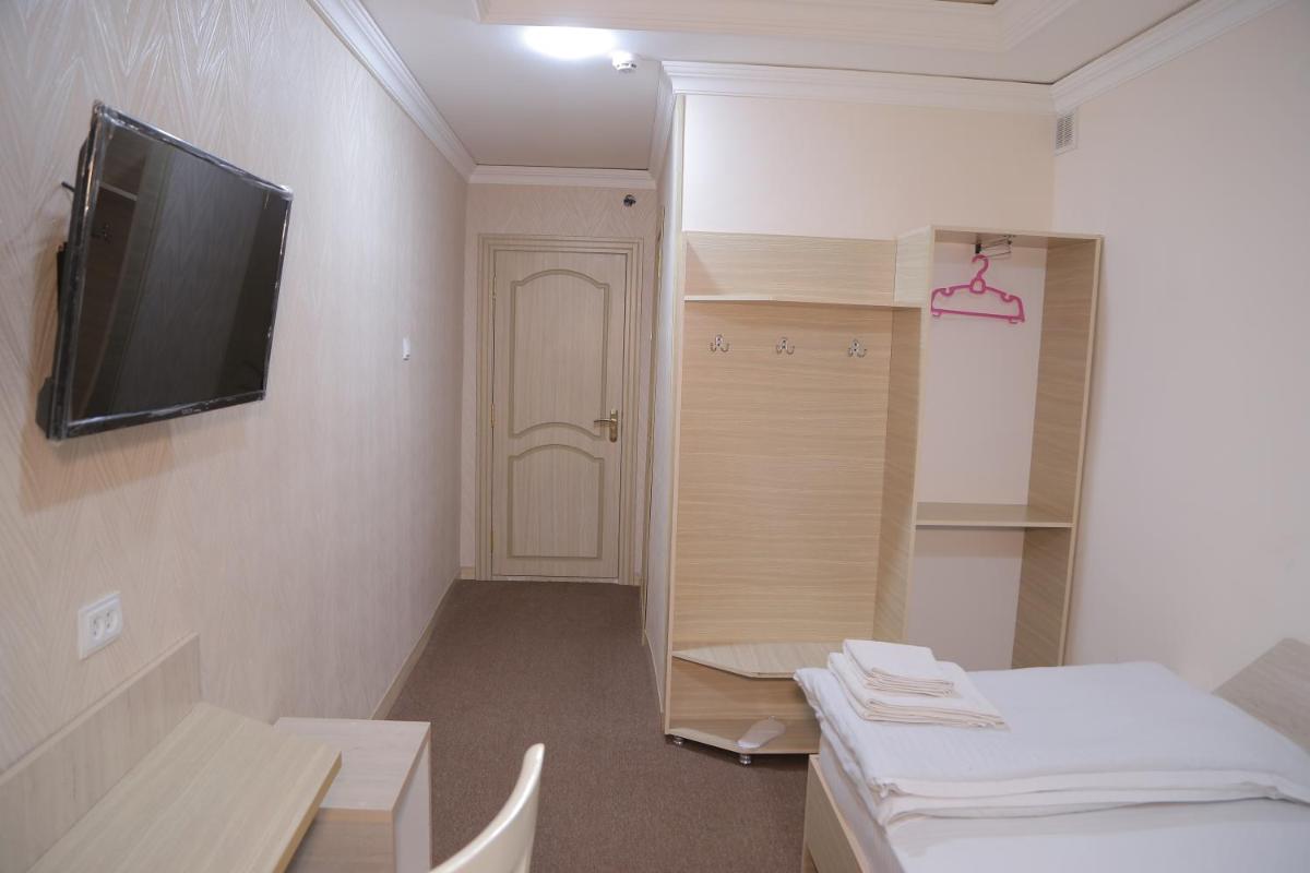 URGANCH HOTEL - Housity