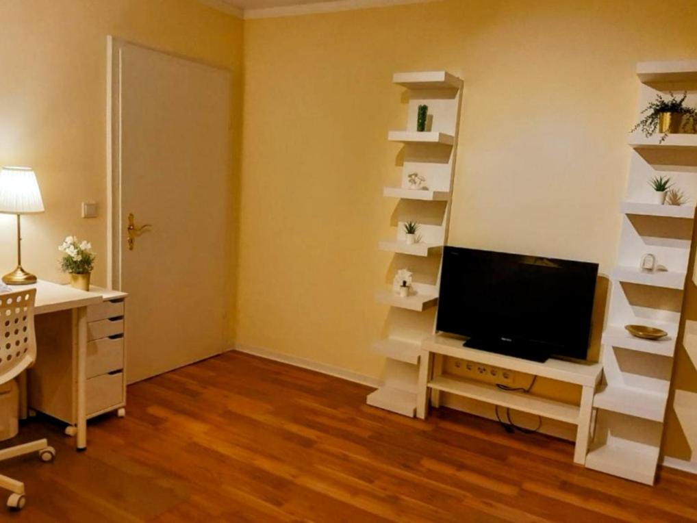 Schöne Ferienwohnung mit Balkon und Garten - Housity
