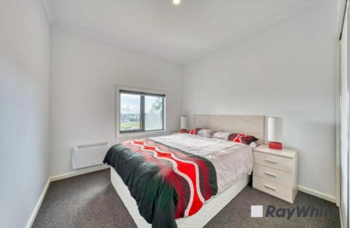 Stunning room in Cranbourne - Housity