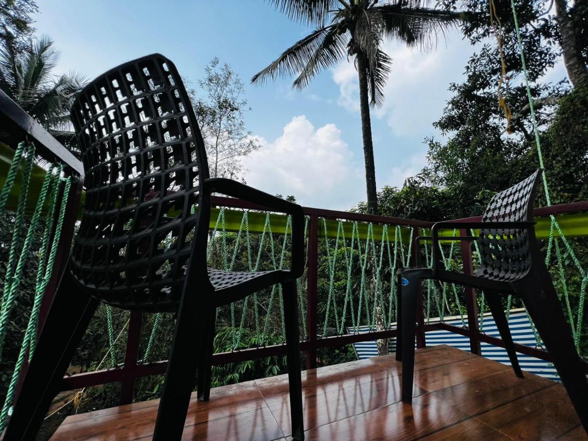 Raymond's Holiday Homes - Housity