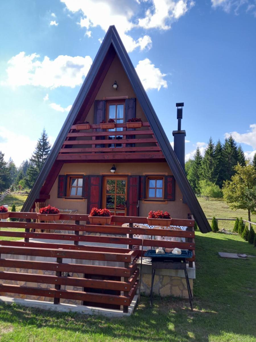 Mountain House Tadić 1 - Housity