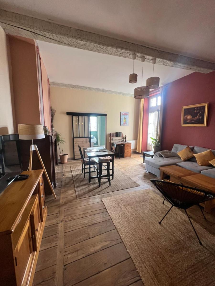 Maison DE LUR - Housity
