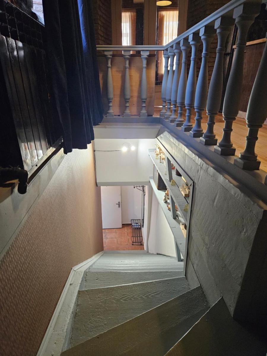 Suitetrails - Old Gold Apartment