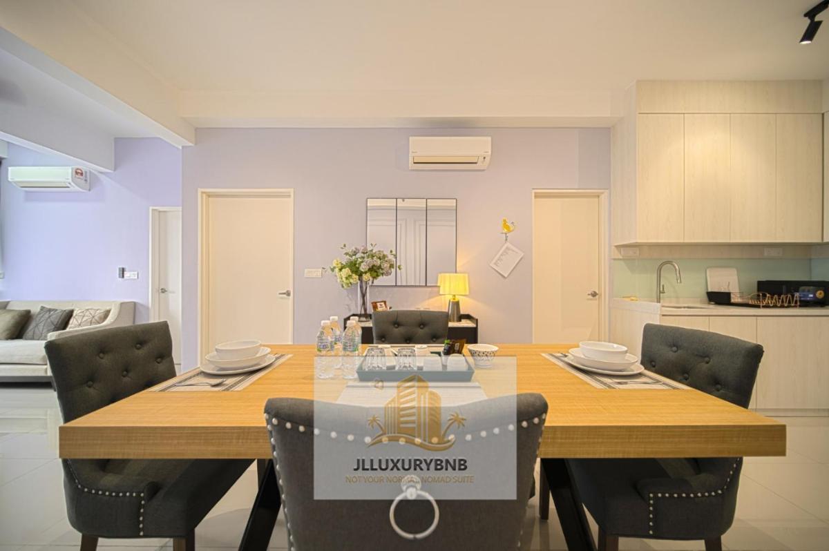 JL LUXURY BNB - Housity