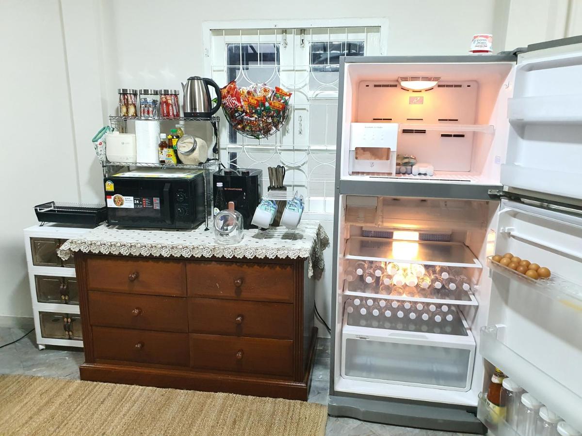 3 BR Cozy Home Skytrain View BKK - Housity