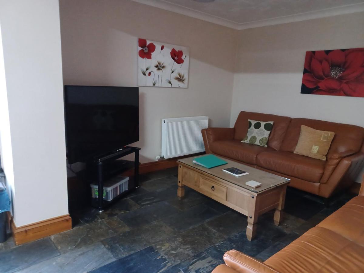 Dunroaming Cottage - Housity