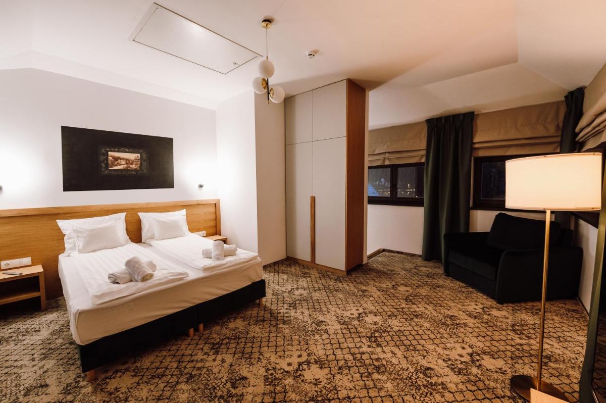 Pensiunea Sylvania - Housity