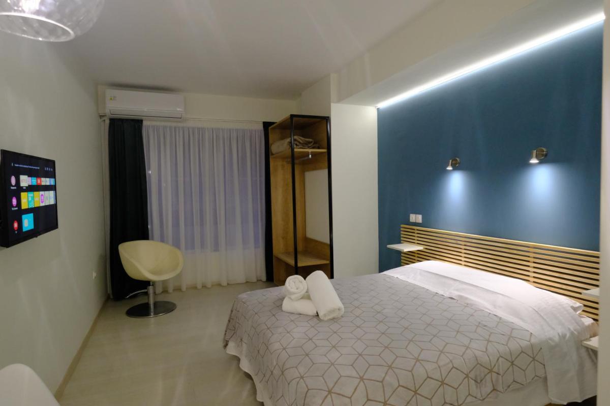 PARASIOU STUDIOS 107 διαμερίσματα στο κέντρο της πόλης - Housity