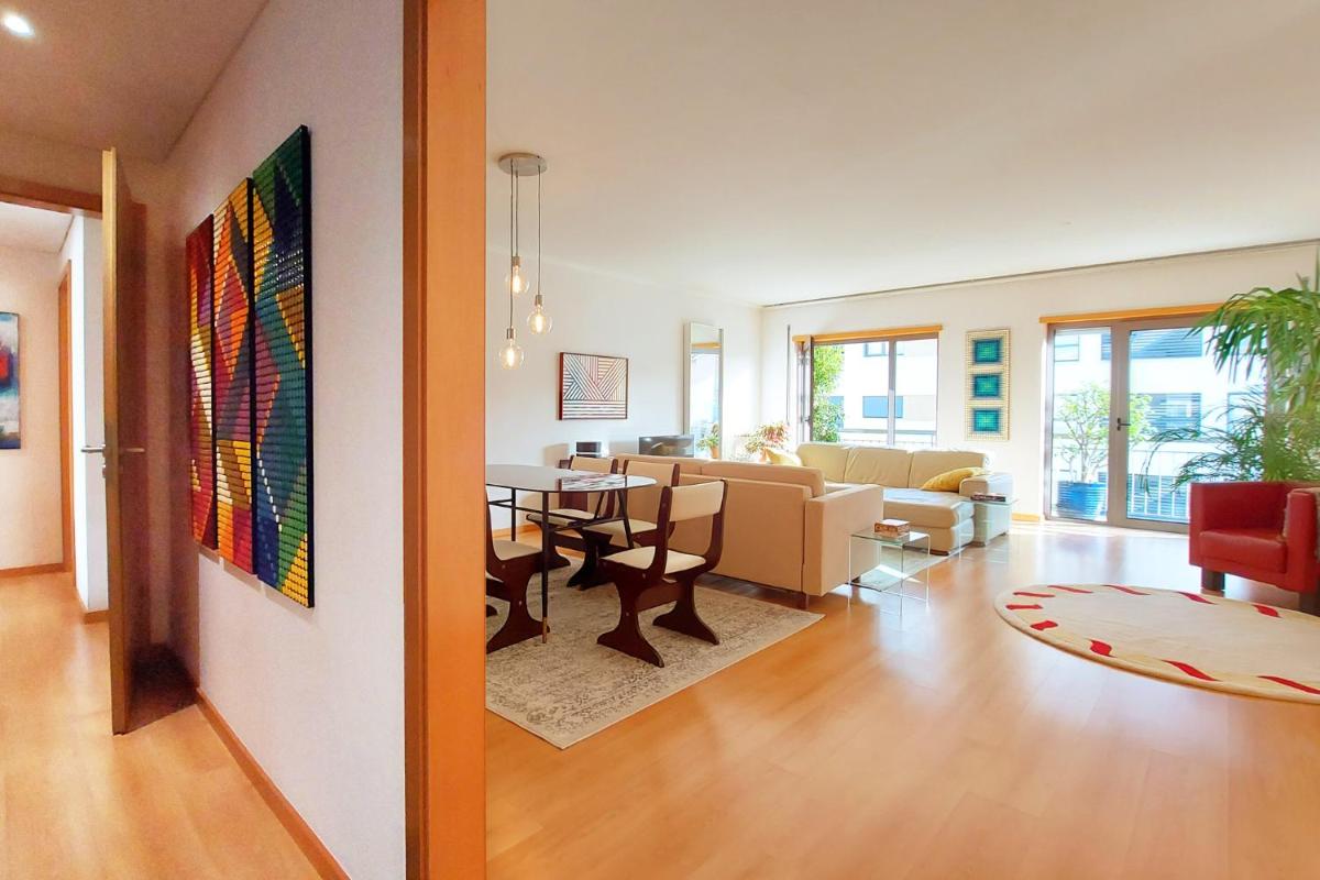 Sunny Flat Lisbon Oeiras - Housity