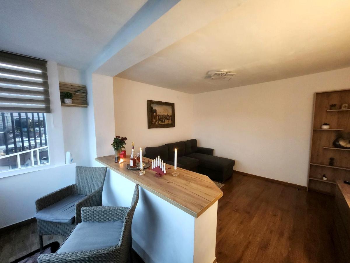 Apartament 3 camere Palas - Housity