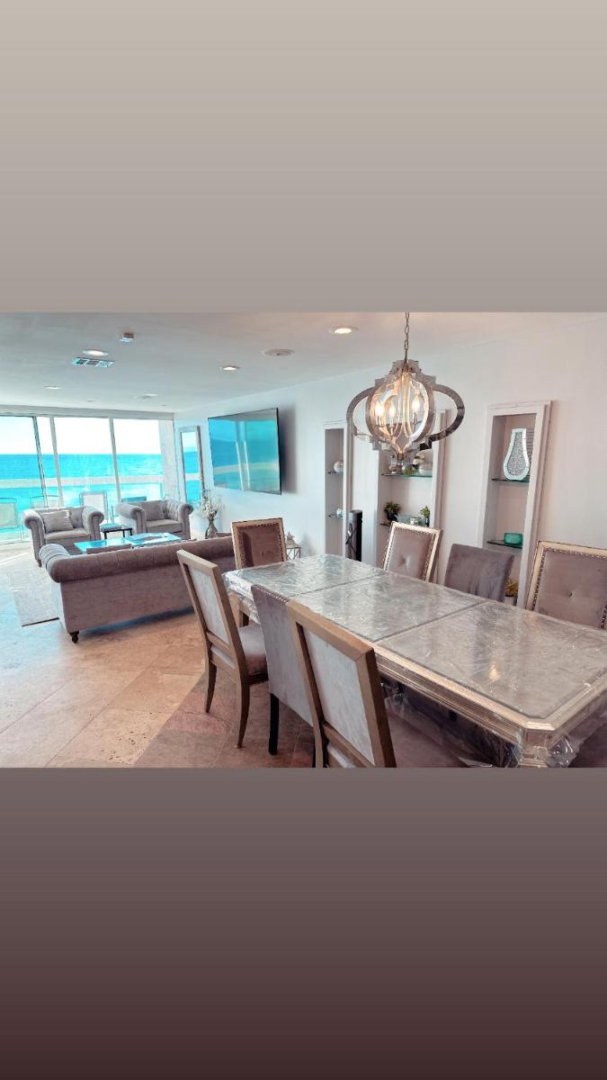 Malibu Beach House with Private Beach Access - Housity