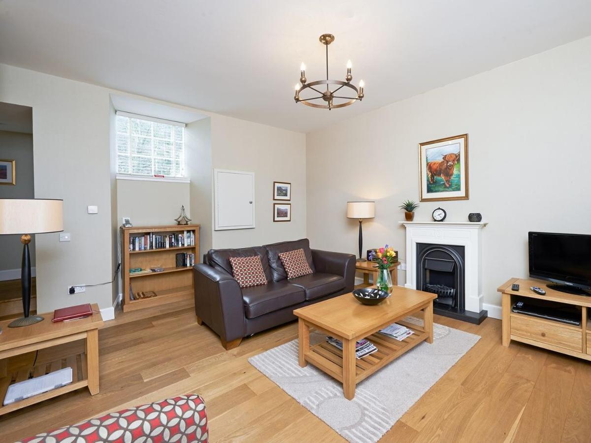 Home Farm Cottages, Glendaruel, Argyll. Scotland - Housity