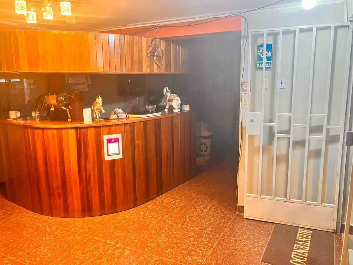 Hostal El Rancho - Housity