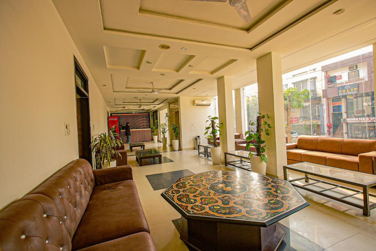 Dazzling East Gate - Housity