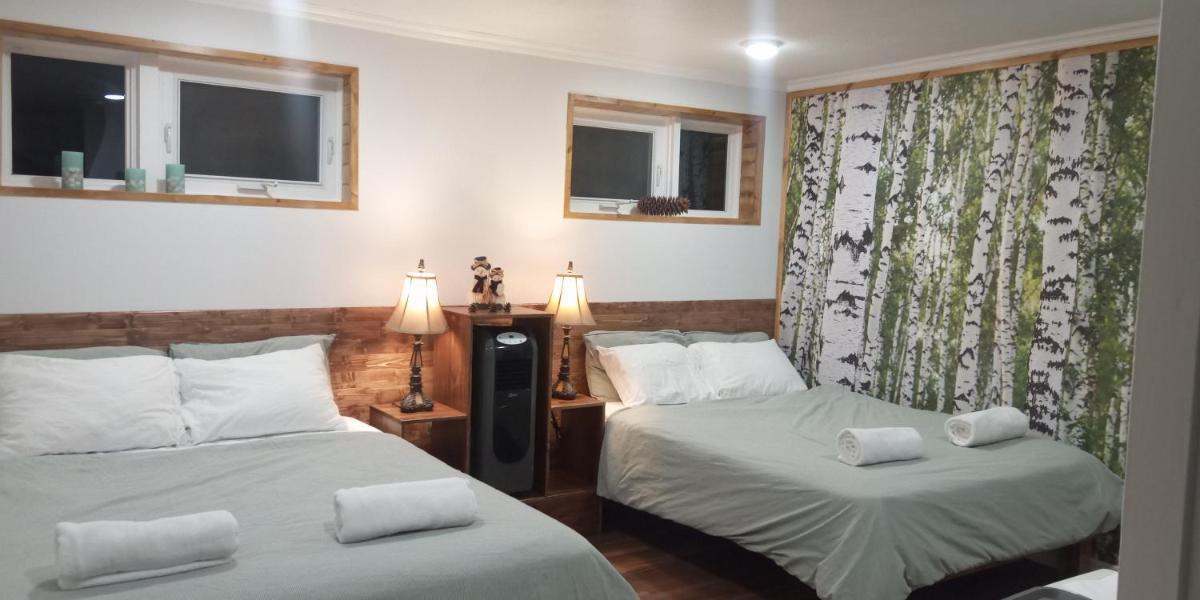 Schoolhouse Inn - Housity