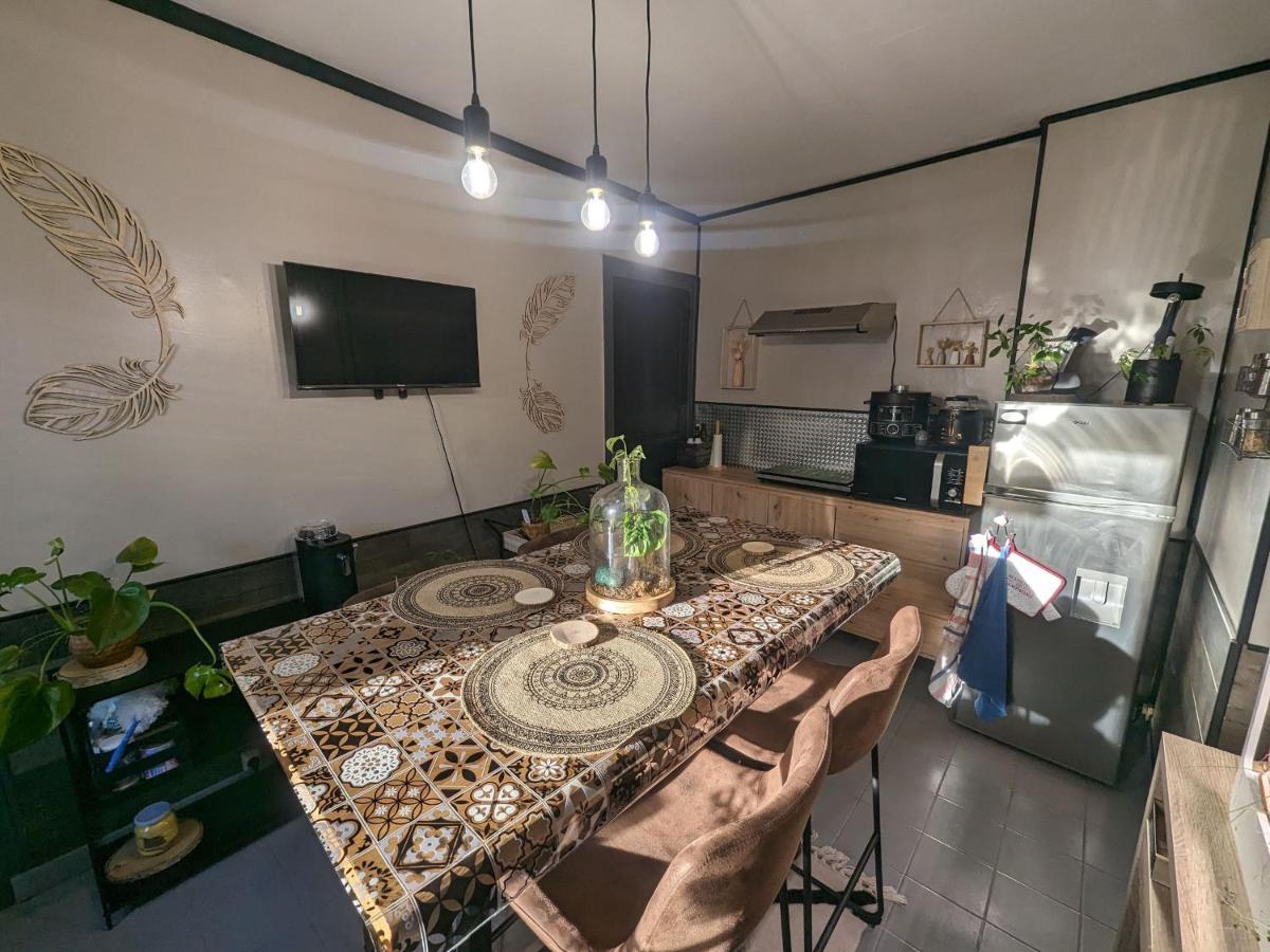Appartement éco-responsable avec parking sécurisé et équipements haut de gamme - FR-1-611-98 - Housity