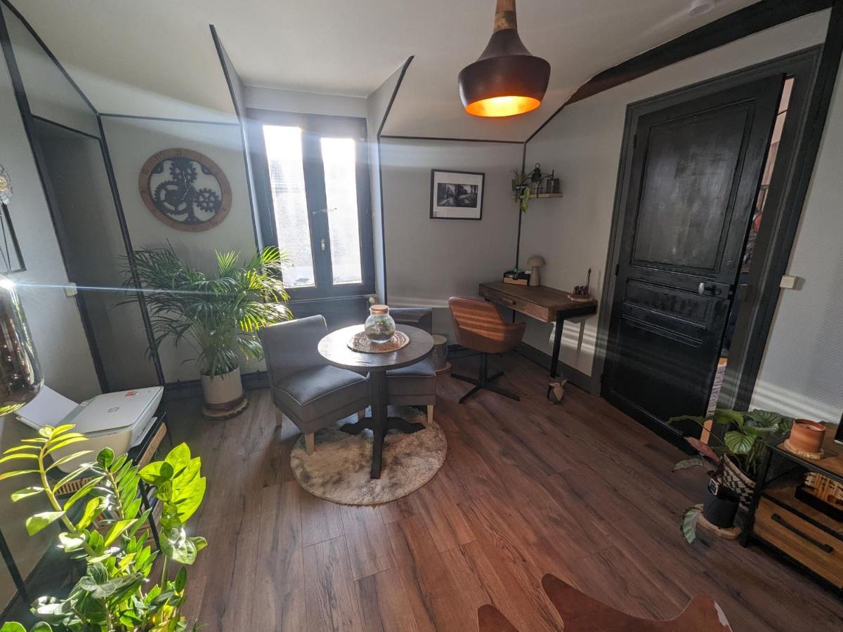 Appartement éco-responsable avec parking sécurisé et équipements haut de gamme - FR-1-611-98 - Housity