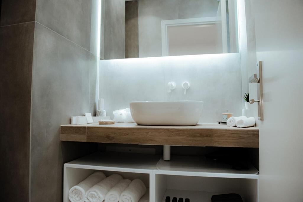 Suitetrails - Athens Muses Suites