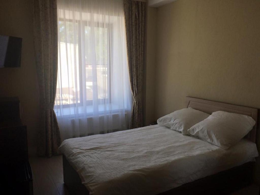 Hotel Nadezhda - Housity
