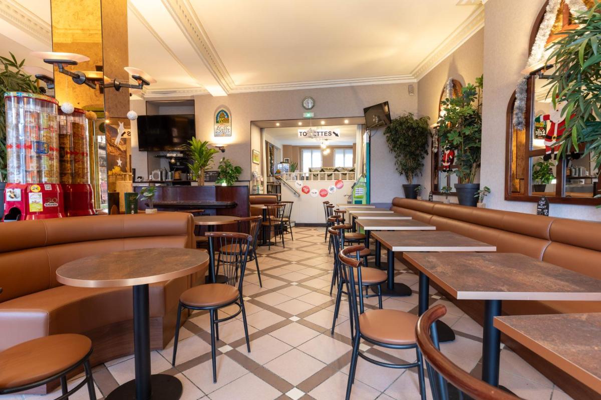 Suitetrails - Hôtel Café les Fleurs