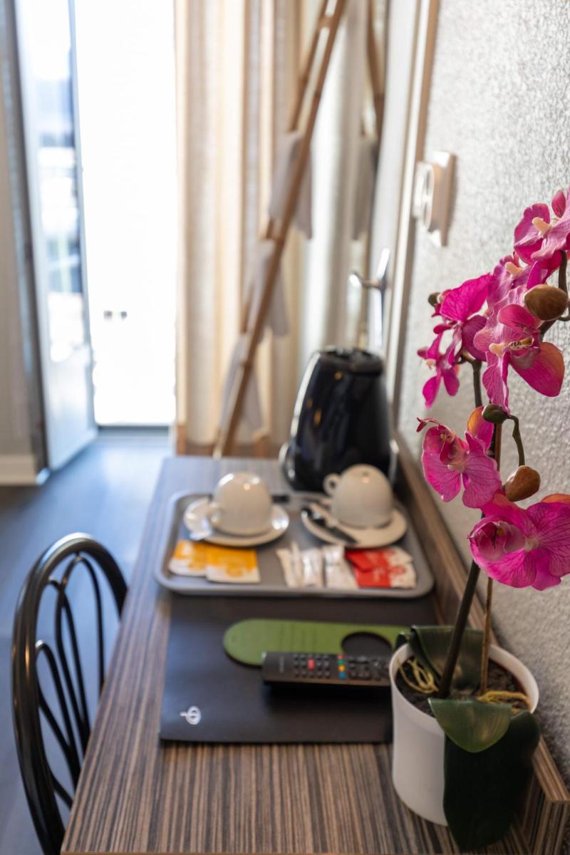 Suitetrails - Hôtel Café les Fleurs