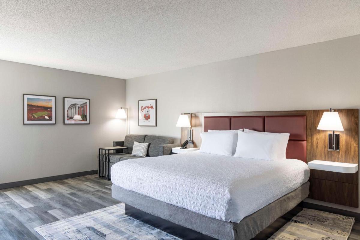 Hampton Inn Athens - Housity