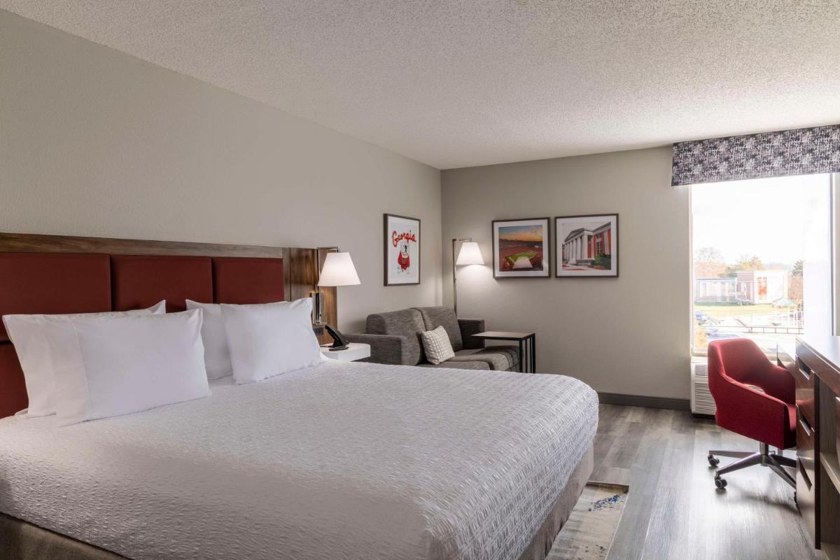 Hampton Inn Athens - Housity