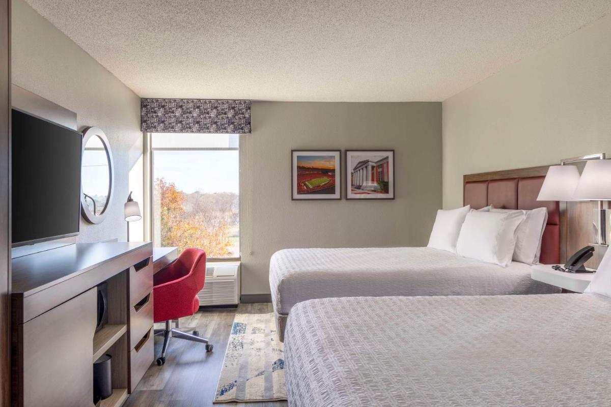 Hampton Inn Athens - Housity