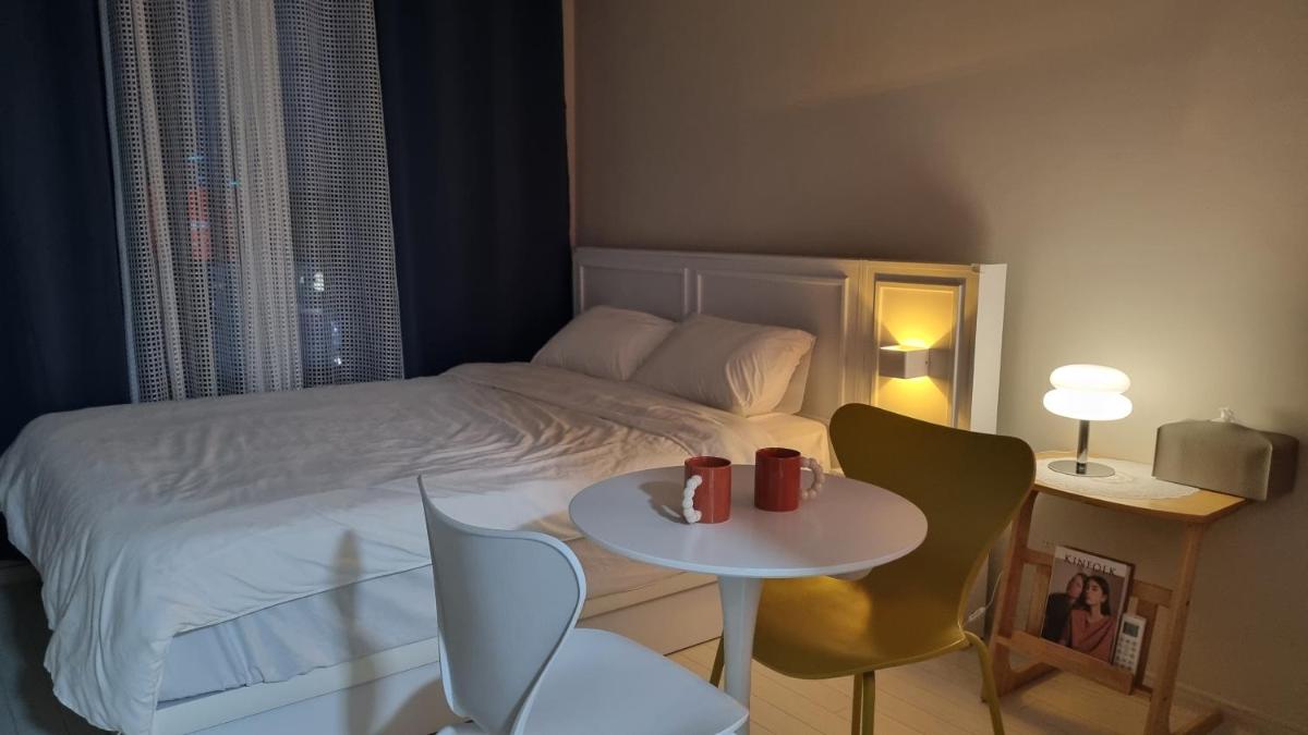 Mia House - Housity
