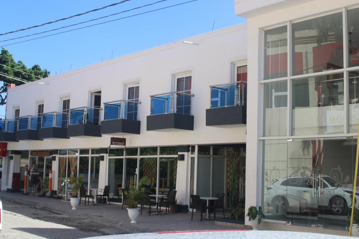 Hotel Cataleya Bavaro - Housity