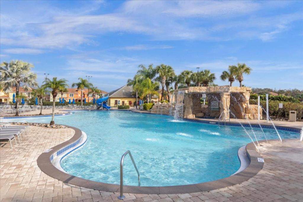 Suitetrails - 4 Bedrooms 3 Bathrooms Paradise Palms 2903 Bp