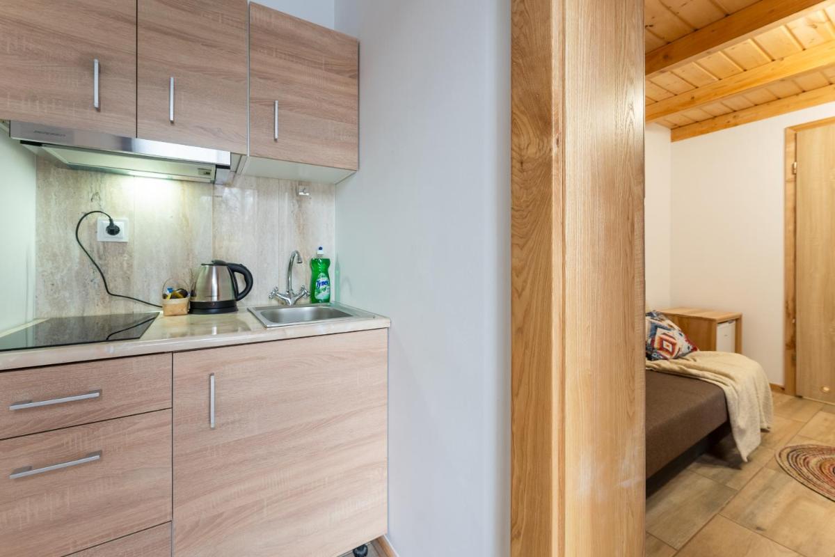 Dom Krawca - pod Chojnikiem - Housity