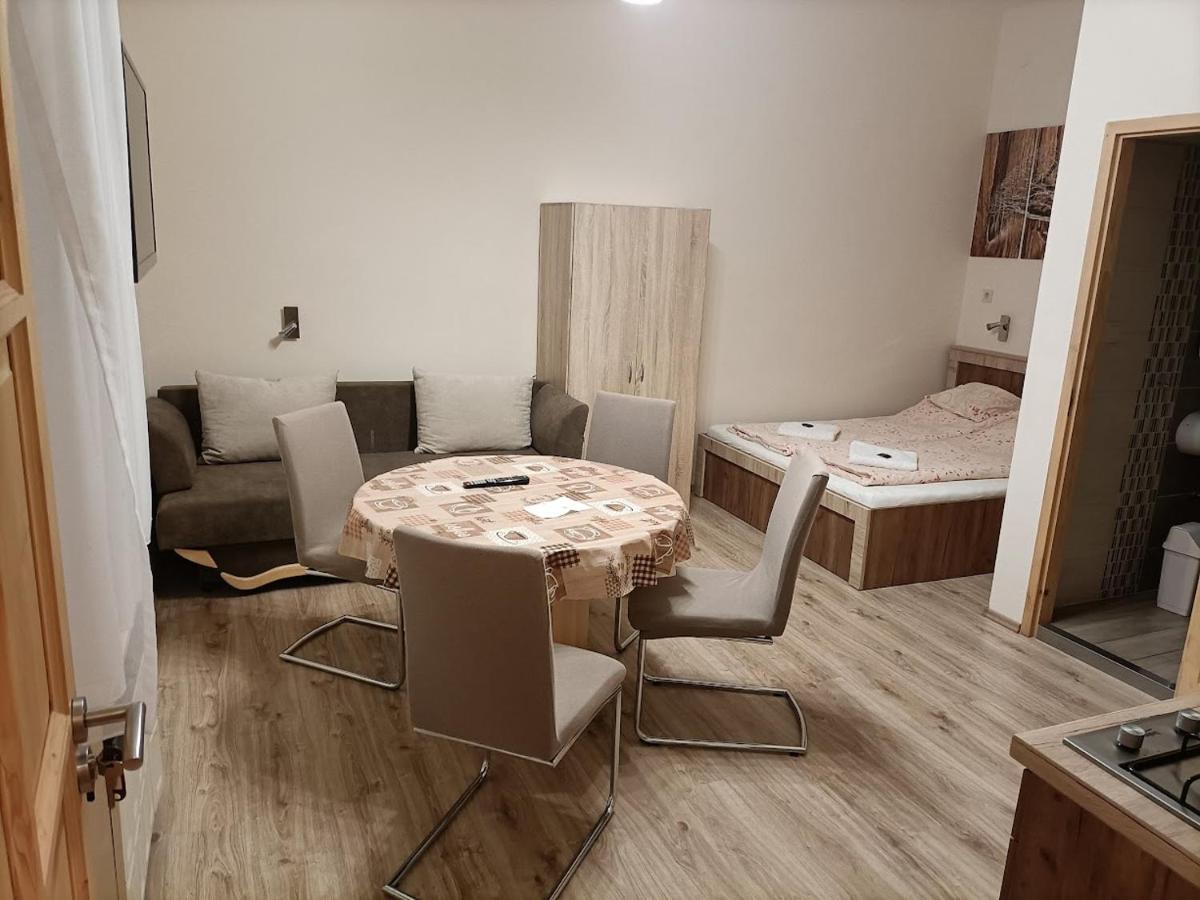 Elizabeth Apartman - Housity