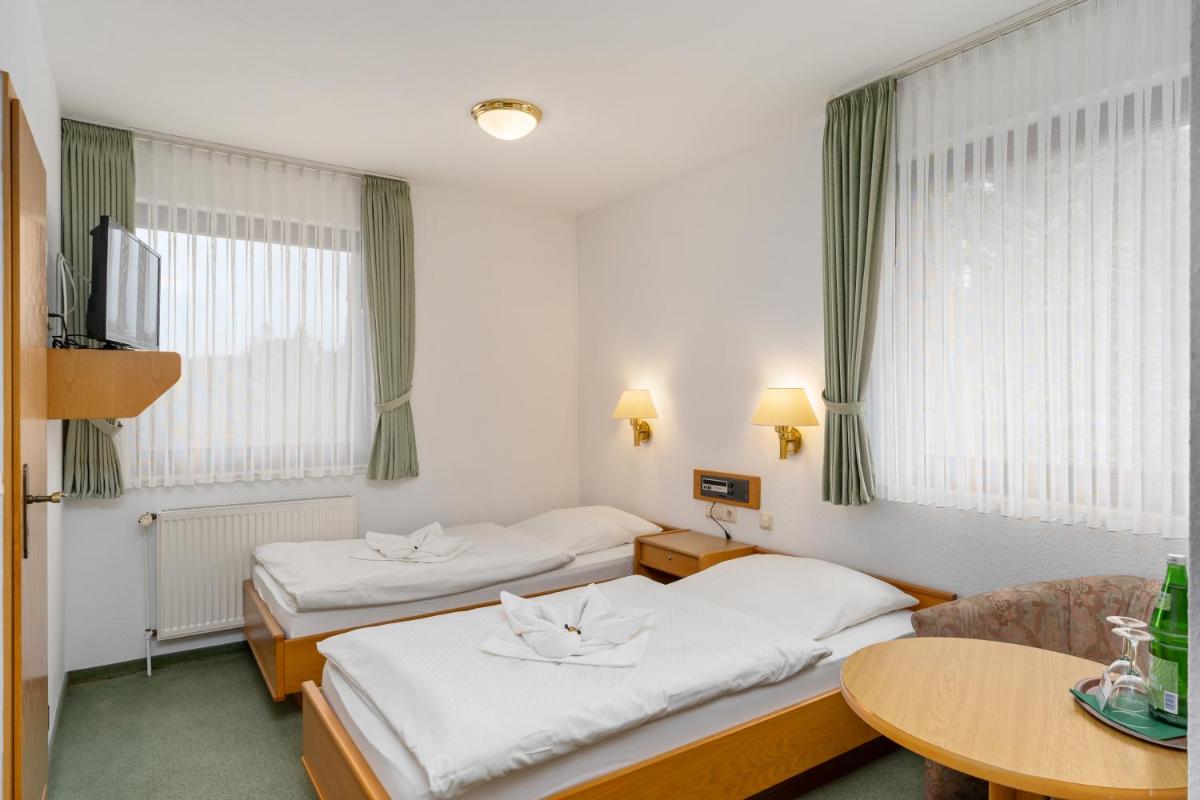 BmB Vollersode Monteurzimmer / Pension - Housity