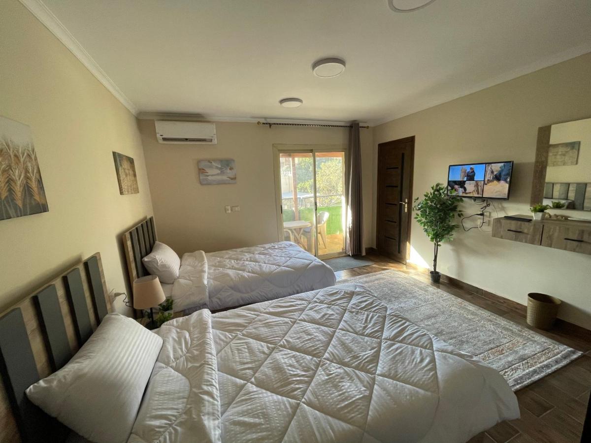 Malek Pyramids Guest House - Hizvo