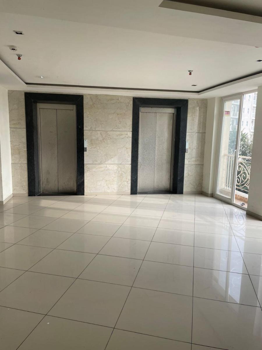 Radha eternity - Housity