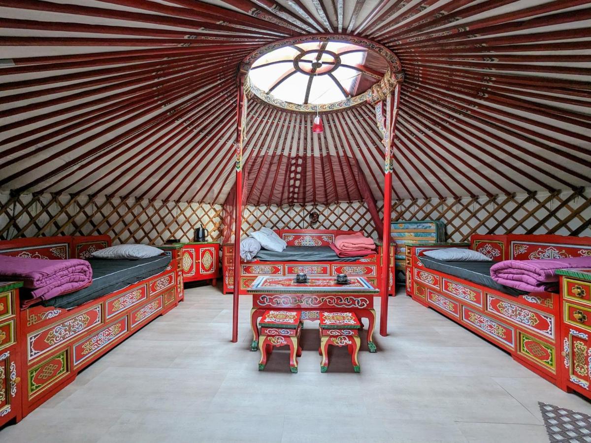 Séjour insolite en yourte avec sauna, balnéo, massages et terrasse au cœur de la nature à Ferdrupt - FR-1-589-438 - Housity