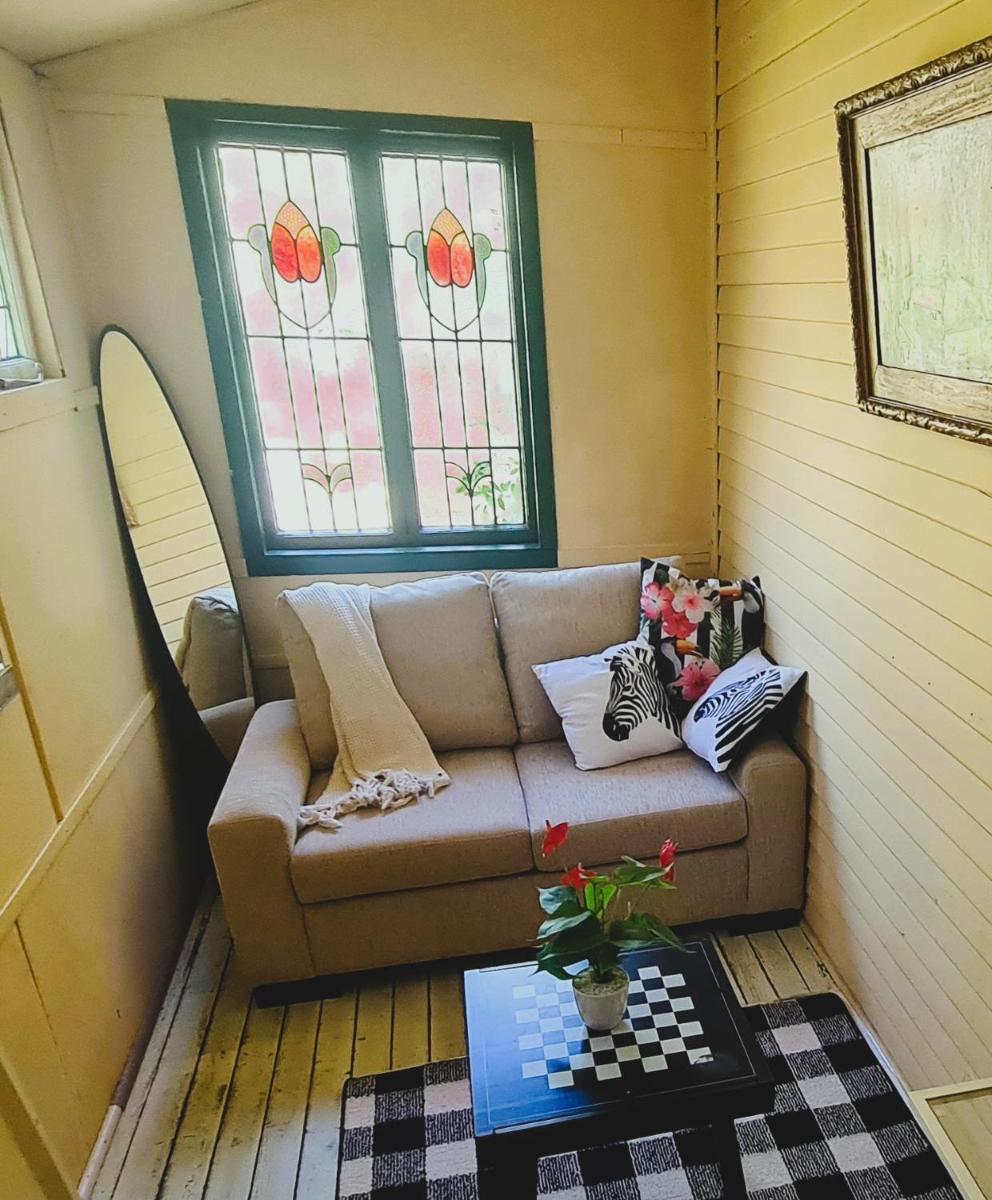 UNIQUE 1920's Historic Retreat! Pet Friendly! - Housity