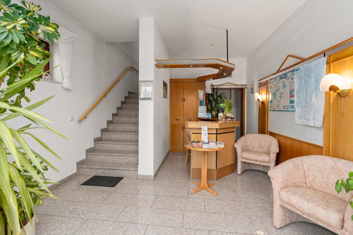 BmB Vollersode Monteurzimmer / Pension - Housity