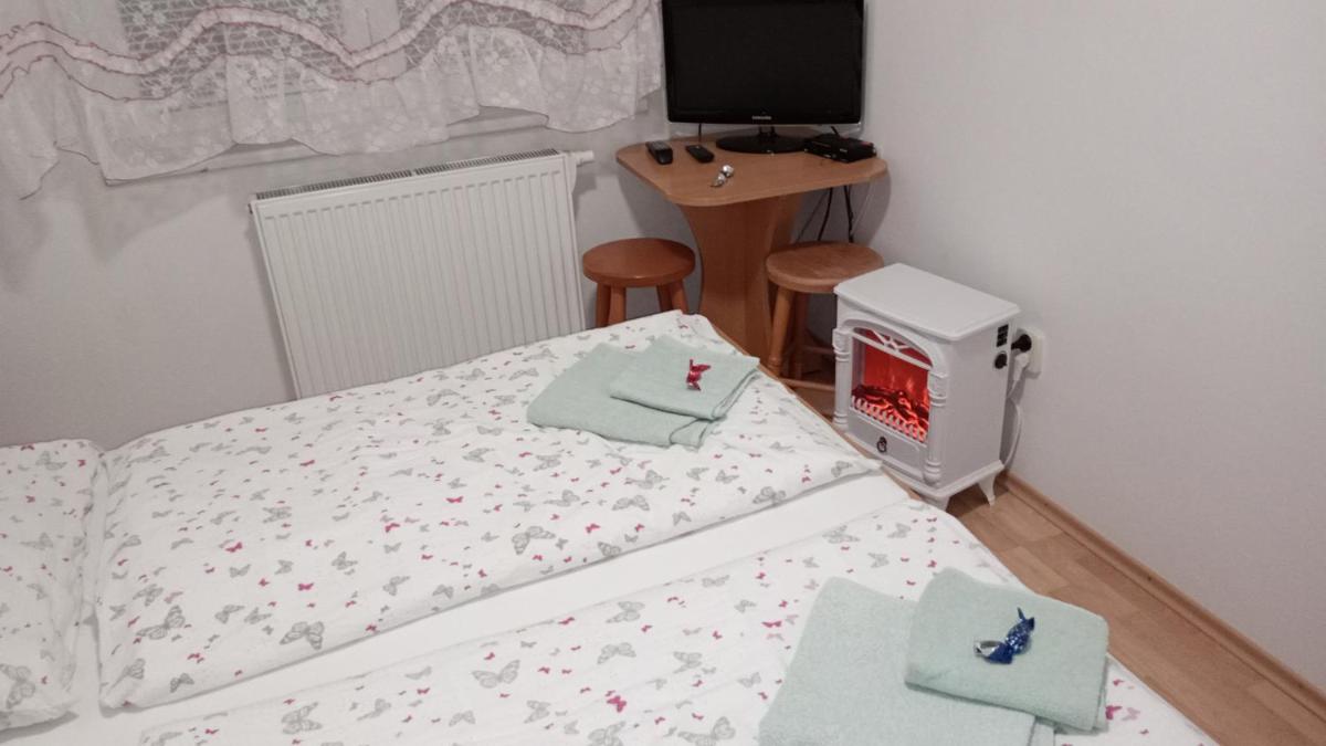 HannaH - Relax dom pod orechom - 2i rodinné štúdio so zdieľanou kuchyňou - Housity