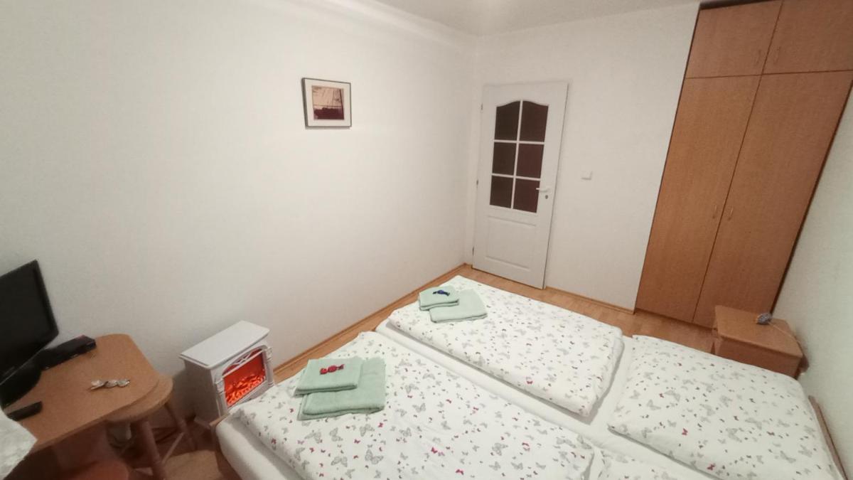 HannaH - Relax dom pod orechom - 2i rodinné štúdio so zdieľanou kuchyňou - Housity