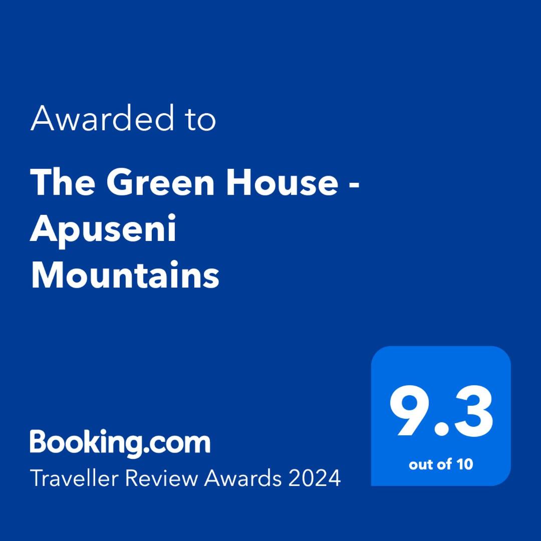 The Green House - Apuseni Mountains - Housity