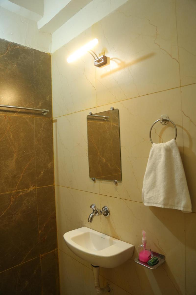 Rudraksh Nagthane - Housity