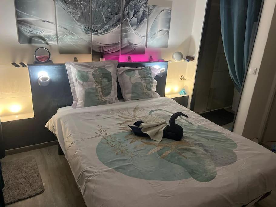chambre double dans villa - Housity