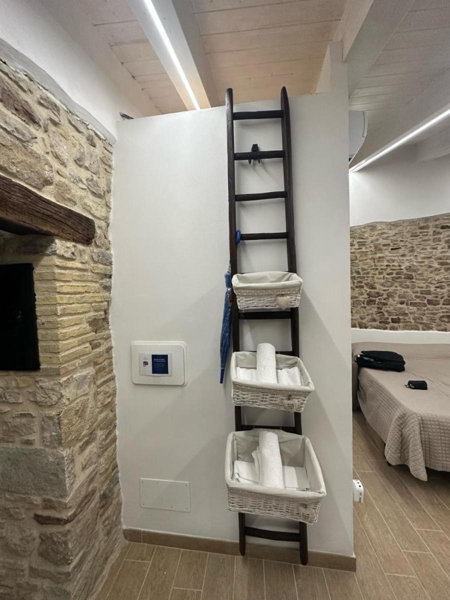 B&B Sotto le Mura - Housity