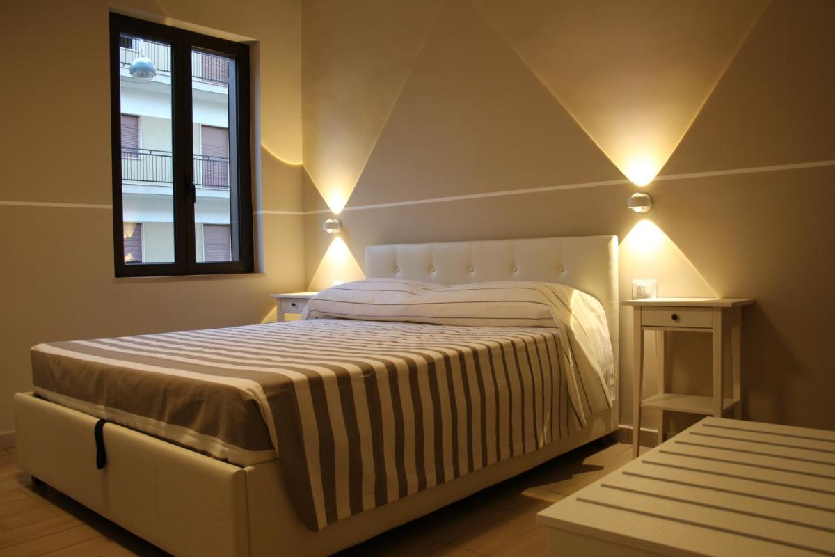 Suitetrails - Room in BB - Narciso - Stanza Matrimoniale - Bb Lasso