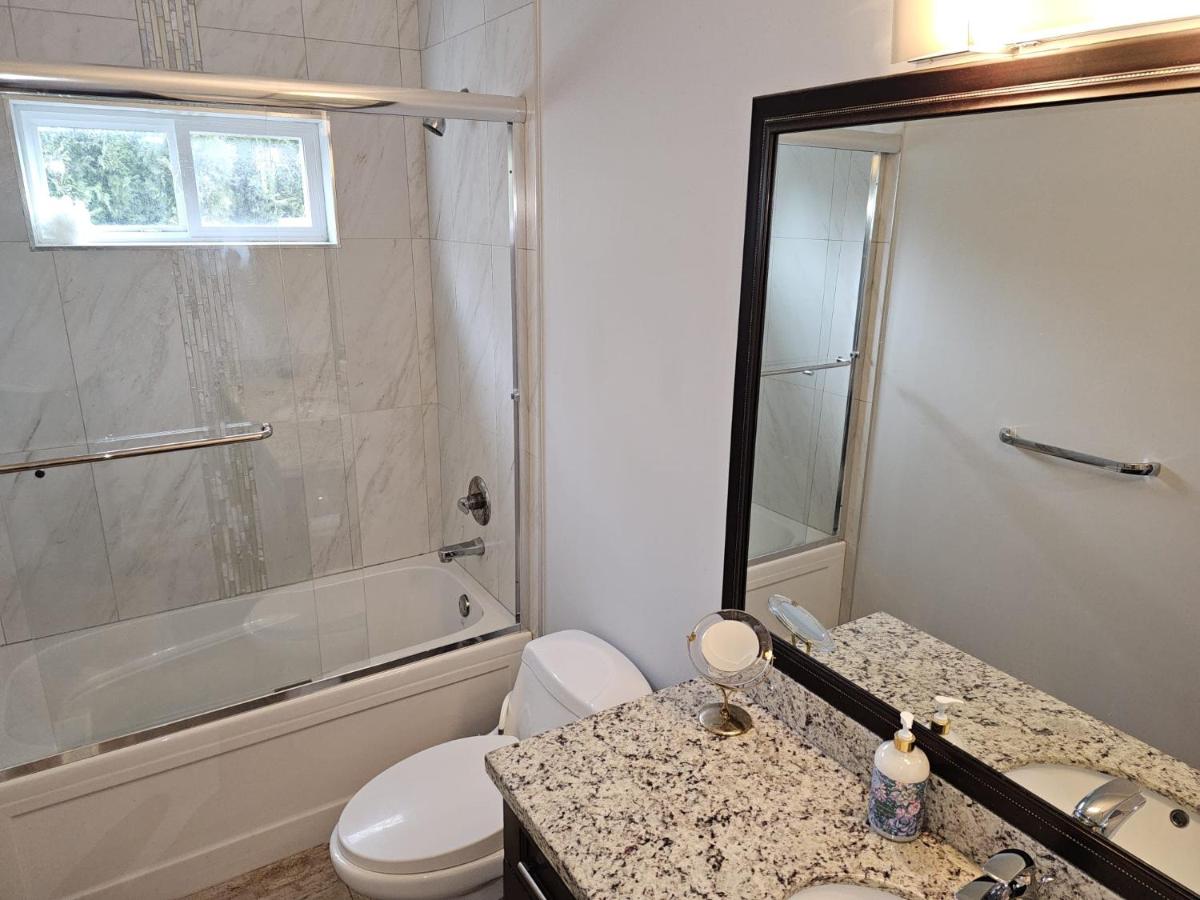 Oscar INN & 2bd Family Suite or Private Room - Housity