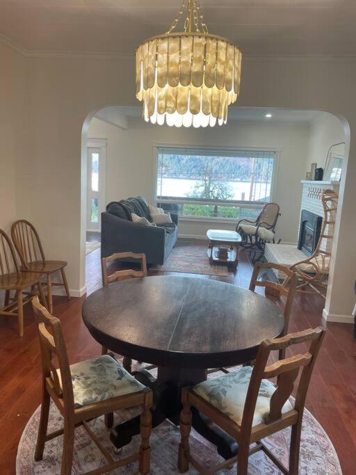 Historical Home with Spectacular Views - Housity
